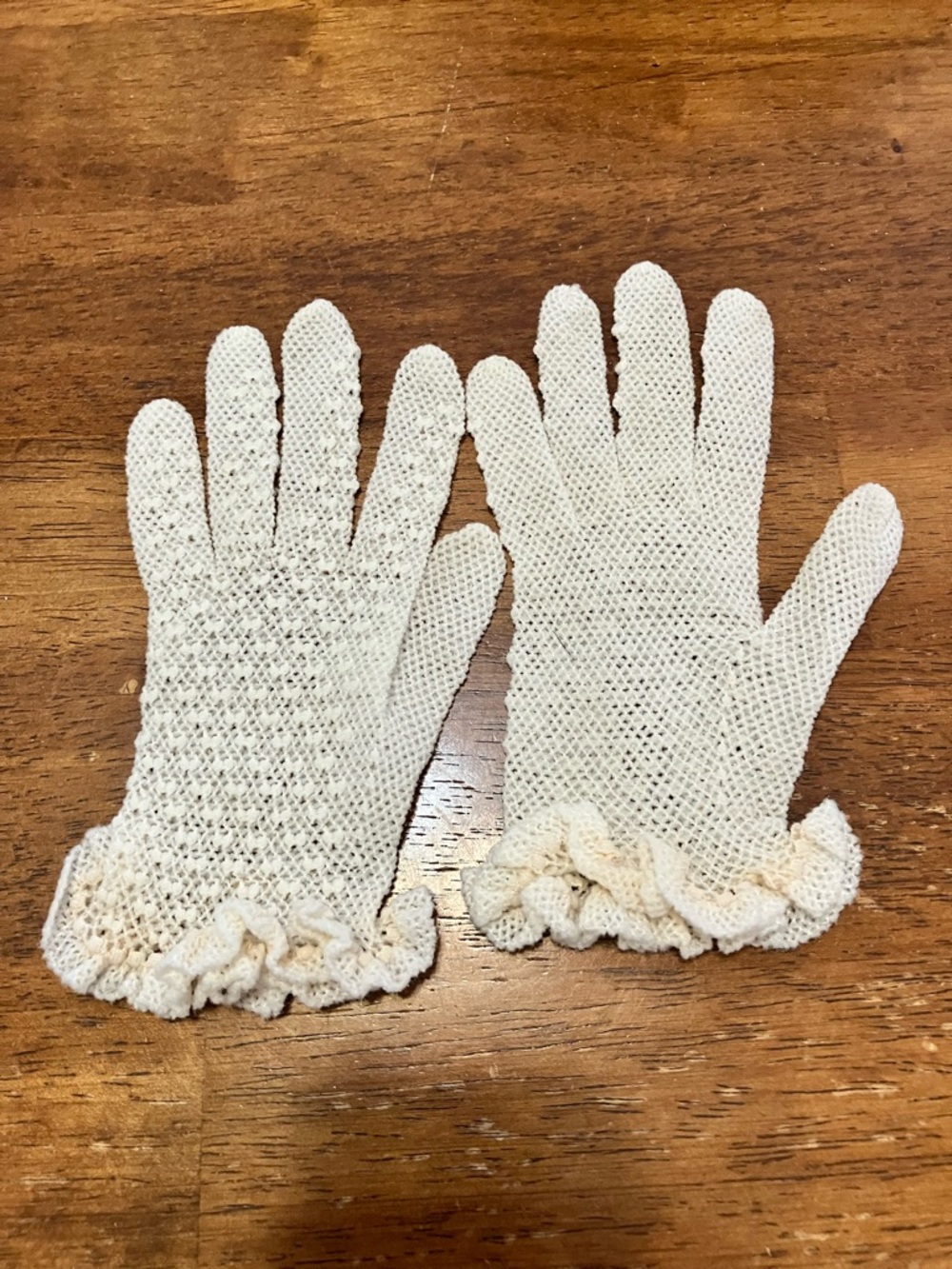 Vintage Children’s Crochet Gloves